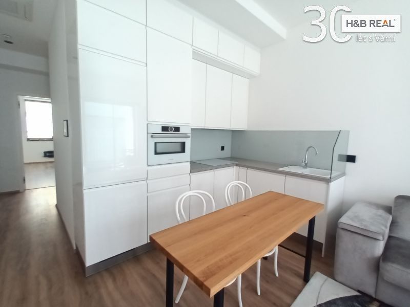 Pronájem byt 2+kk - Rašínova, Zlín, 60 m² - 5