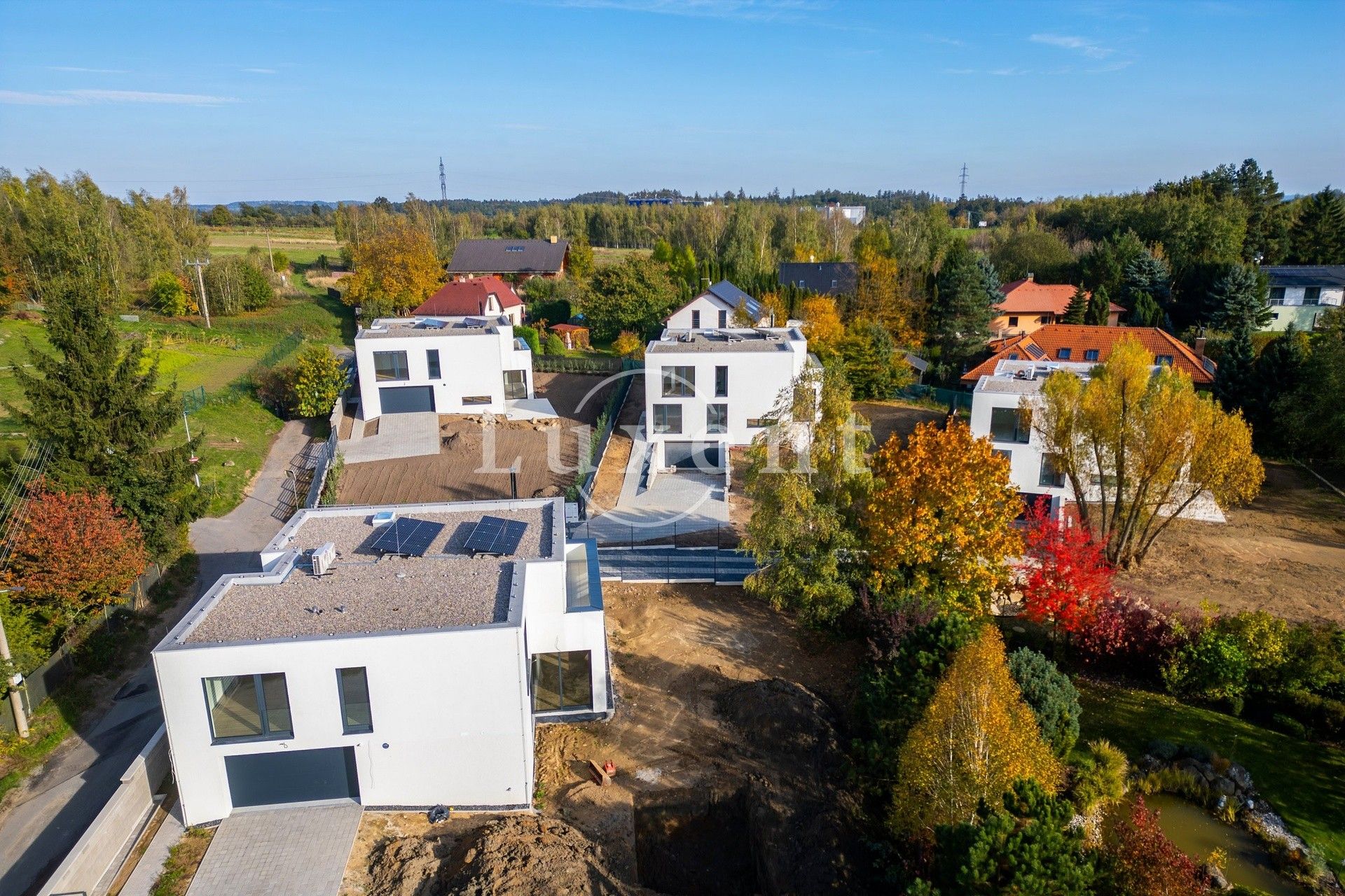 Prodej rodinný dům - Malostranská, Velké Popovice, 350 m²