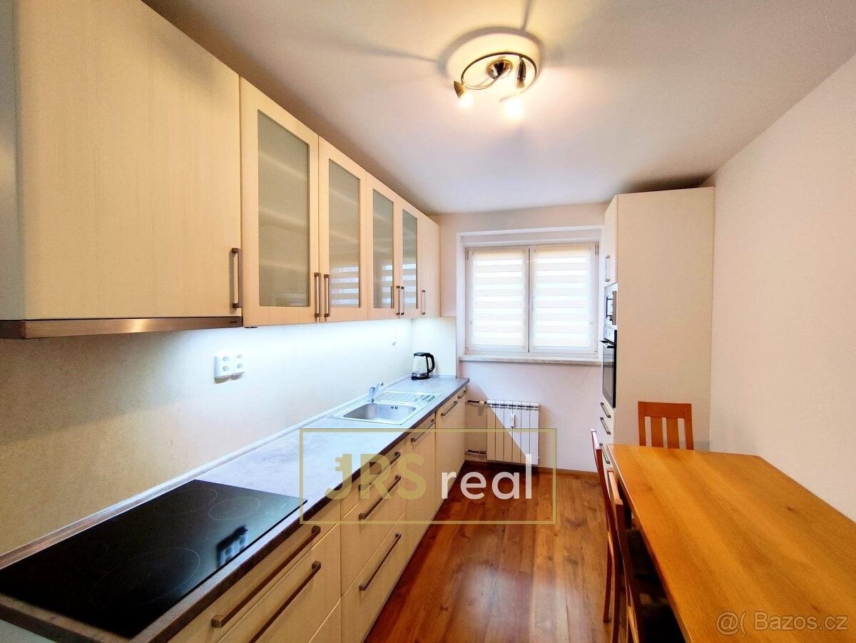 Byty, Hodonín, 695 01