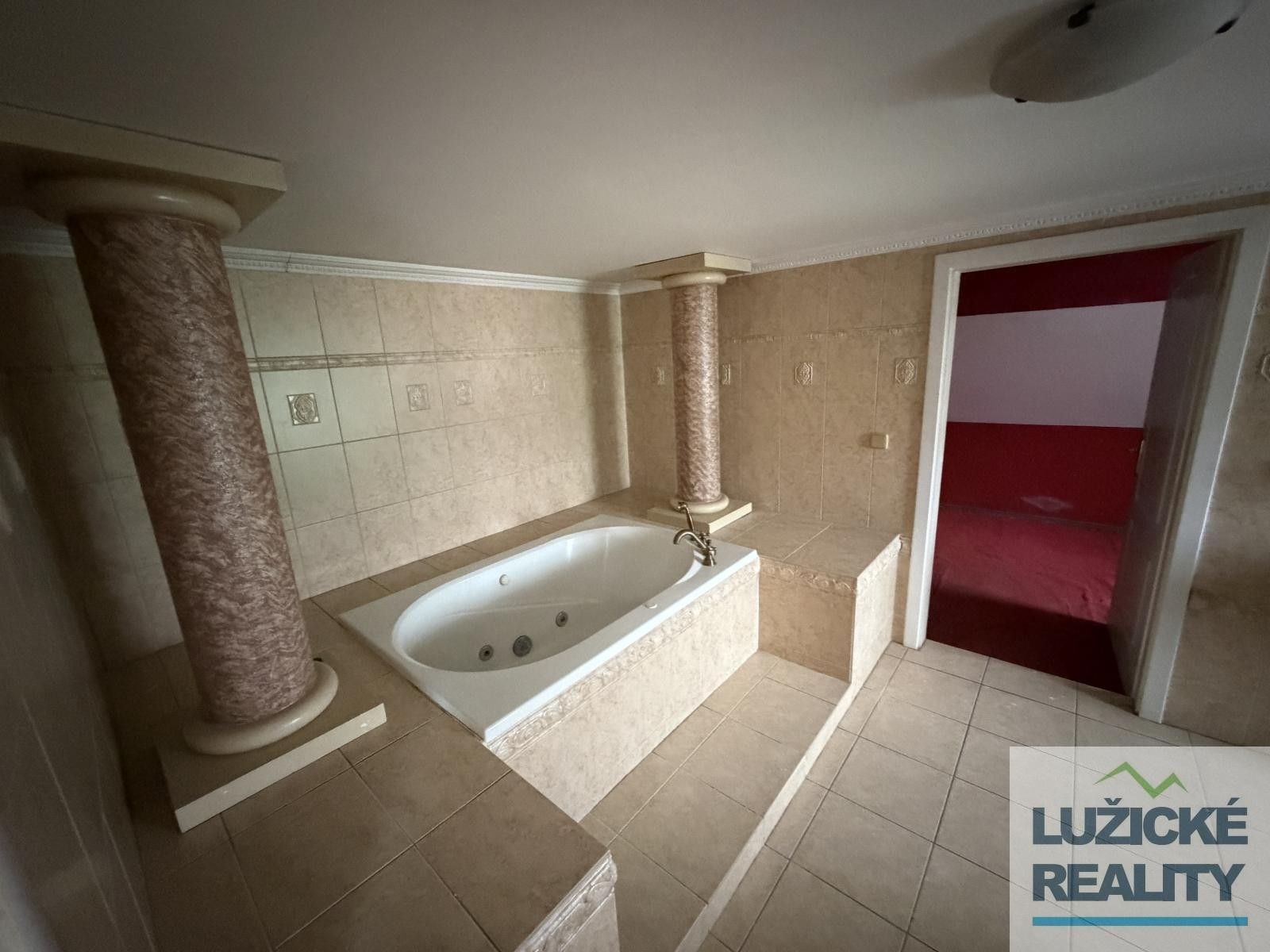 Rodinný dům · 280 m² · Pod vrchem, Kamenický Šenov - 4