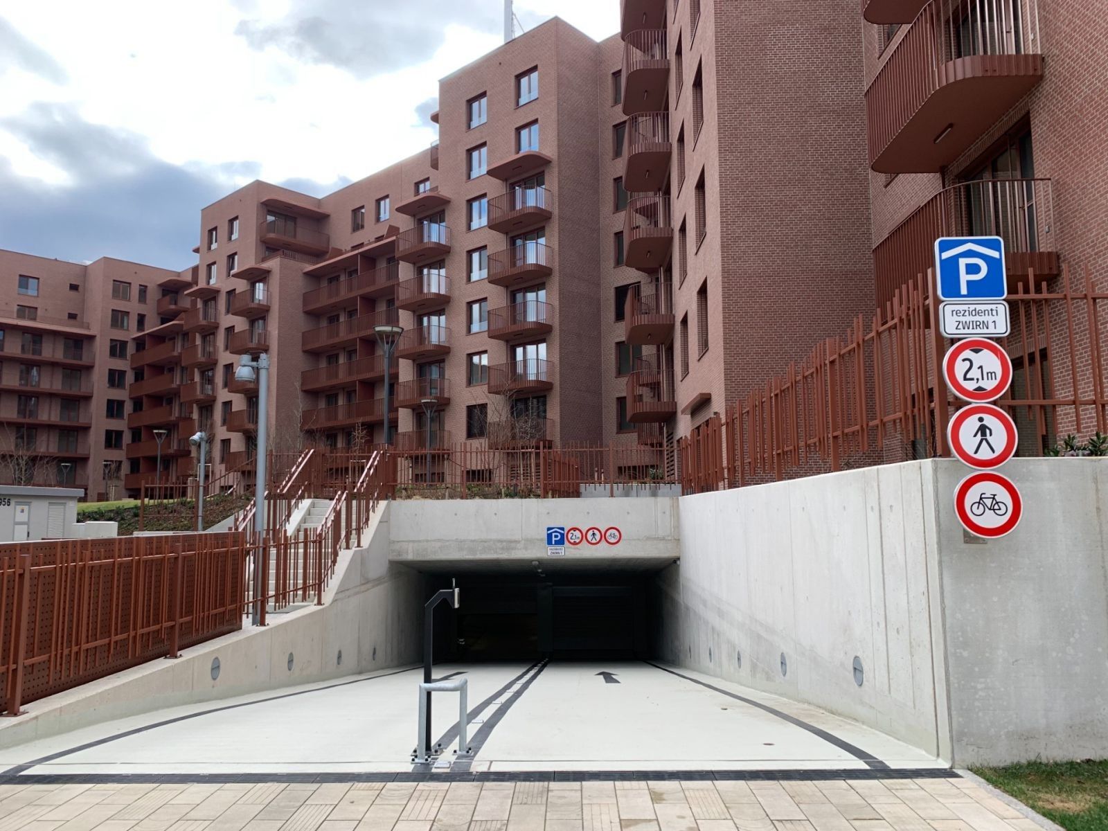 Garáže, Košická, Ružinov - Nivy, Bratislavský kraj, 14 m² - 1
