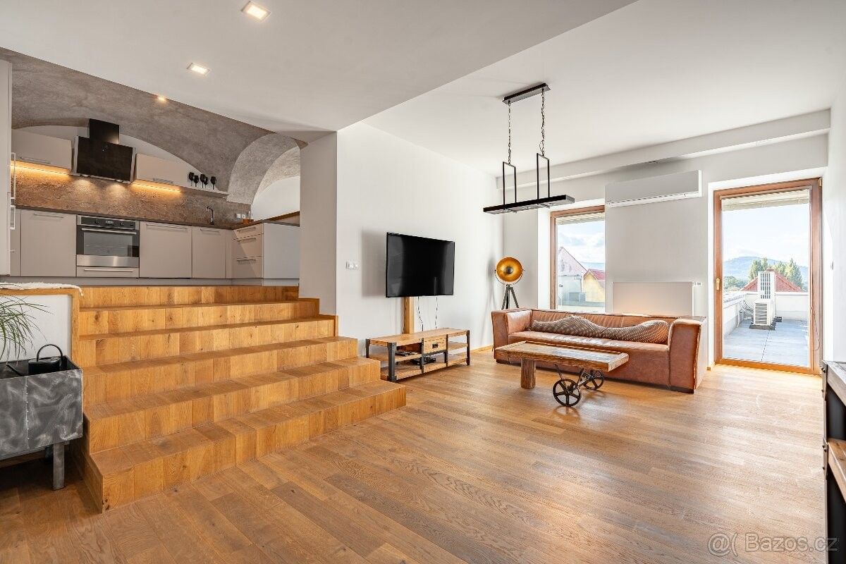 Pronájem byt - Příbor, 742 58