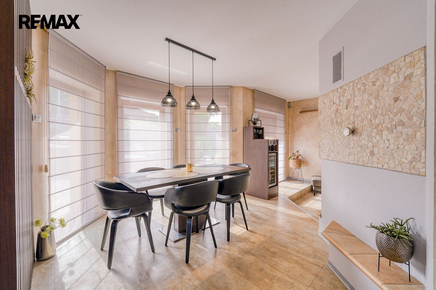 Prodej rodinný dům - Plzeň - Litice, okres Plzeň-město, Plzeňský kraj, 200 m² - 5