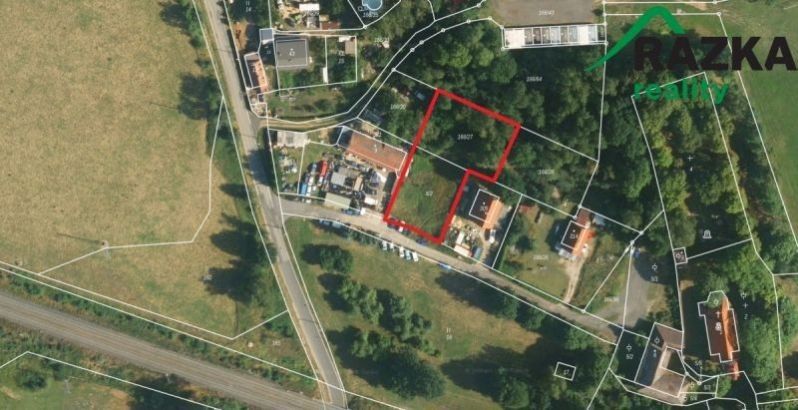 Pozemek pro bydlení, 1 661 m²