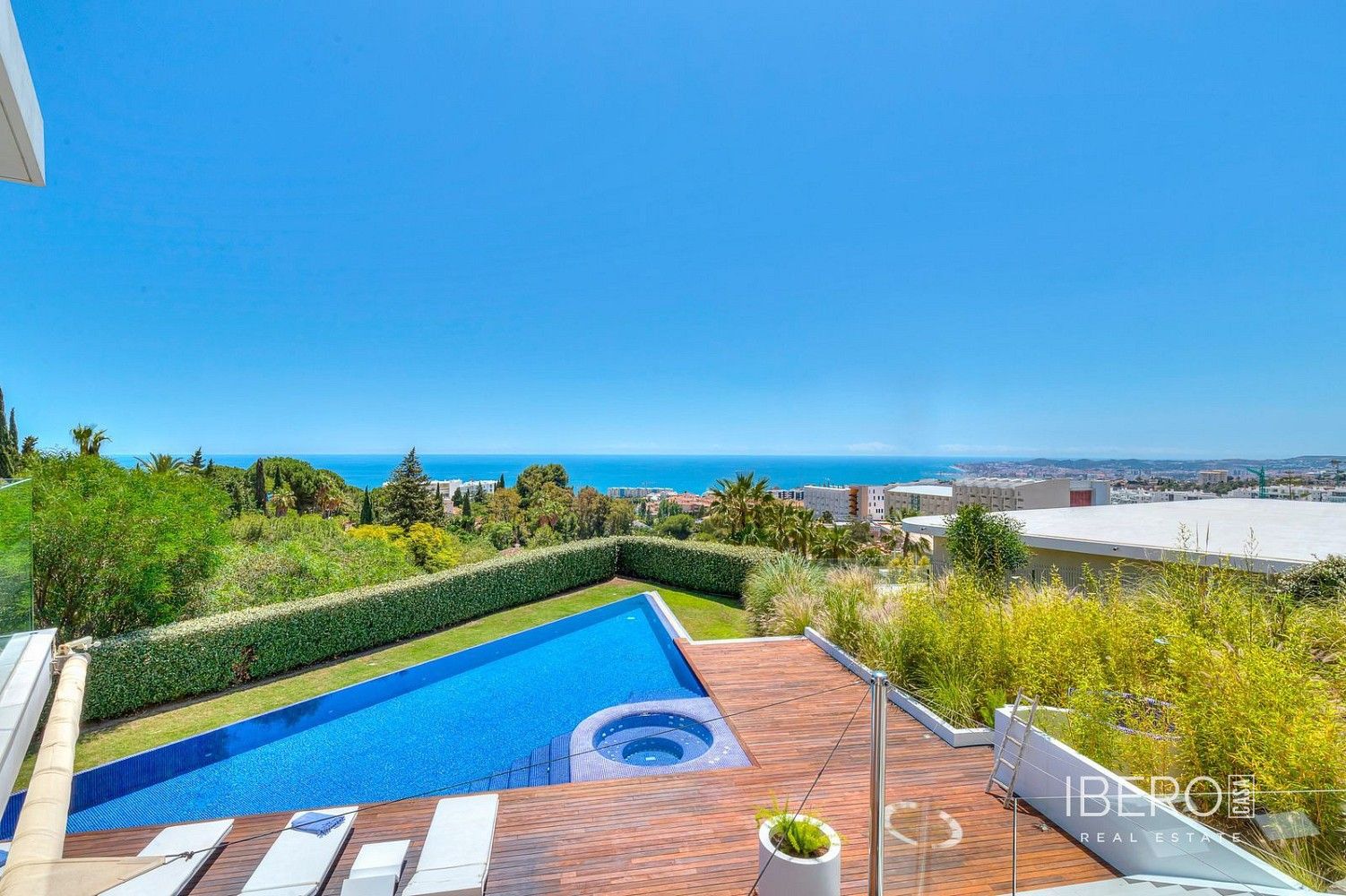 Rodinný dům · 534 m² · Fuengirola, ES - 2