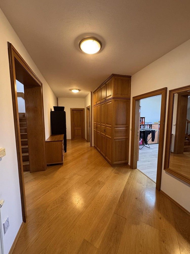 Prodej rodinný dům - Všeradice, okres Beroun, Středočeský kraj, 402 m² - 5