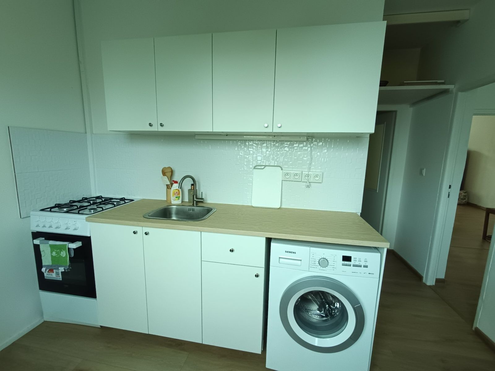 Pronájem byt 2+1 - Skřivanská, Praha - Malešice, 52 m² - 2