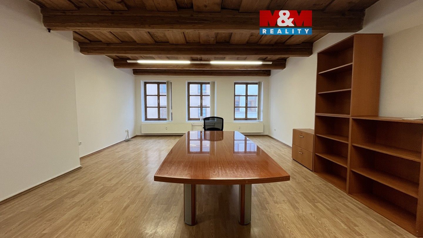 Kanceláře, Husova, Jihlava, 48 m²