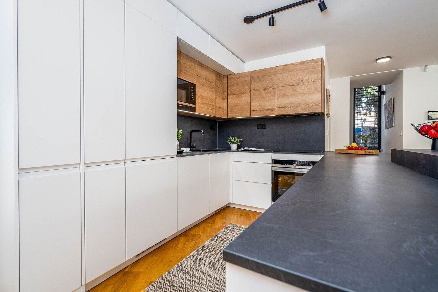 Prodej rodinný dům - Na návsi, Panenské Břežany, okres Praha-východ, 267 m² - 5
