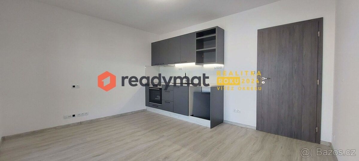 Byty, Hodonín, 695 01