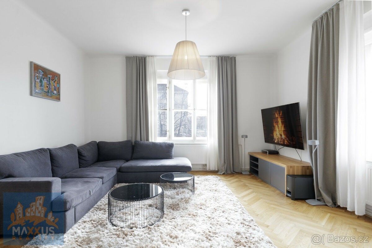Prodej byt 3+1 - Praha, 160 00, 145 m²