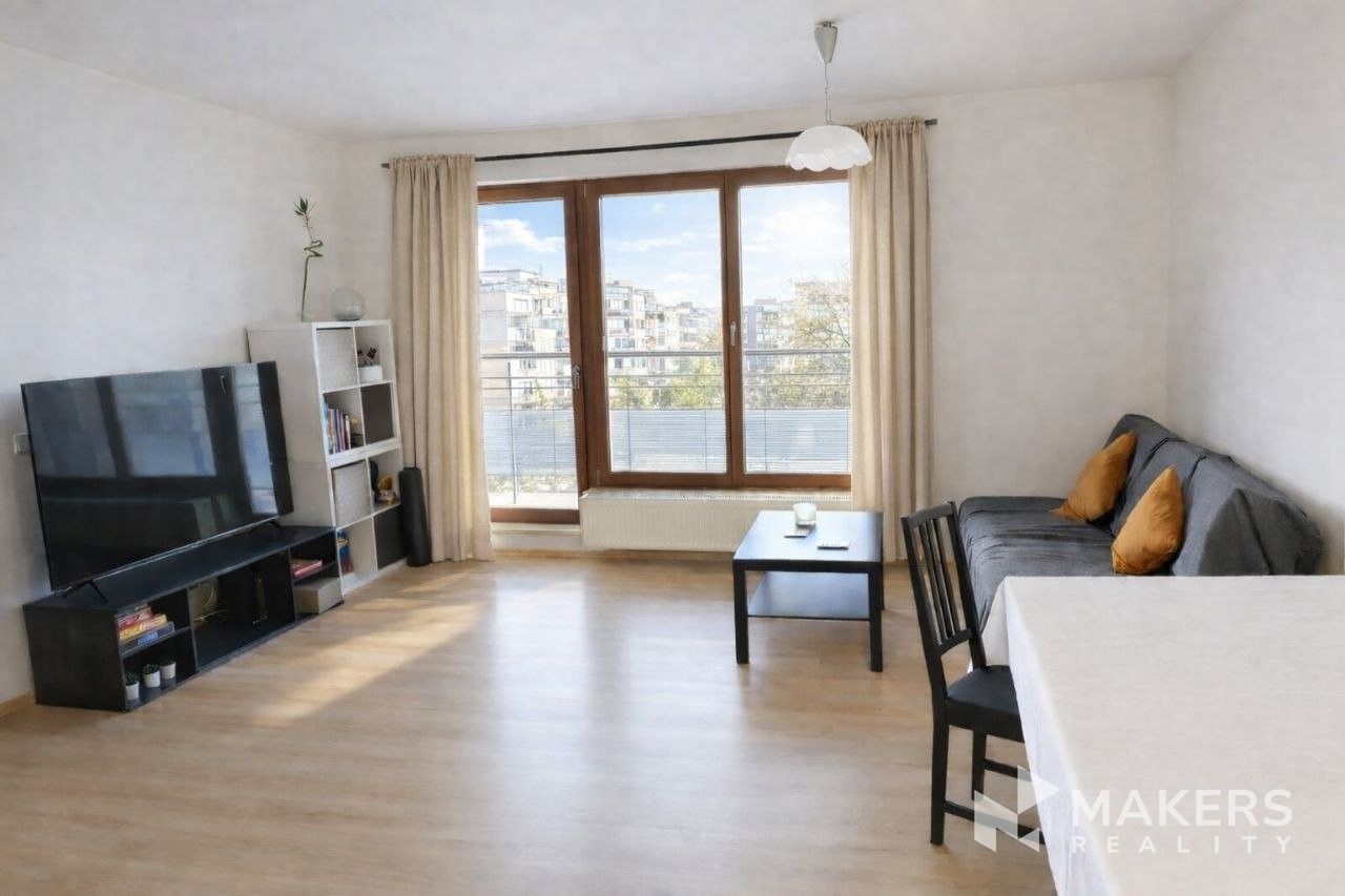 2+kk, Jana Přibíka, Praha, 56 m²