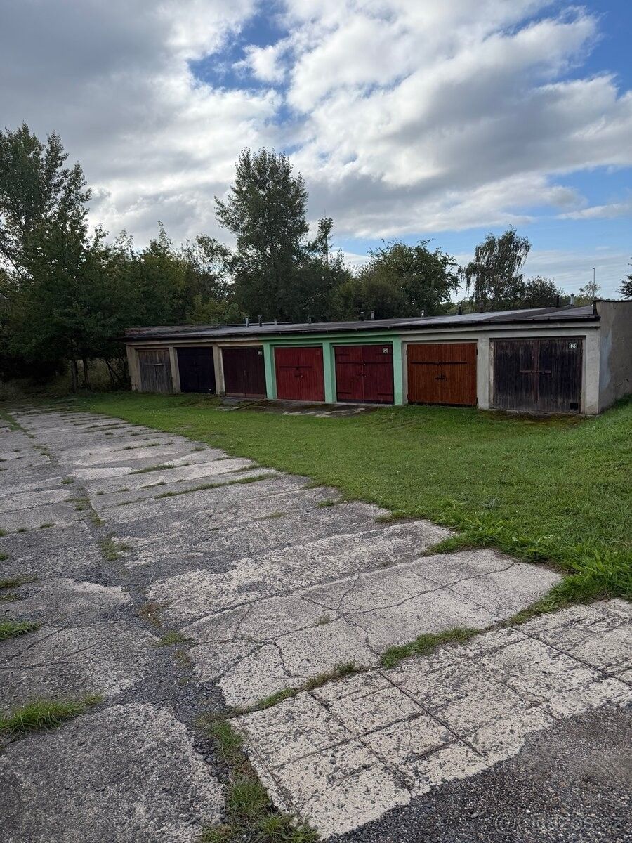 Garáže, Litvínov, 435 42 - 1