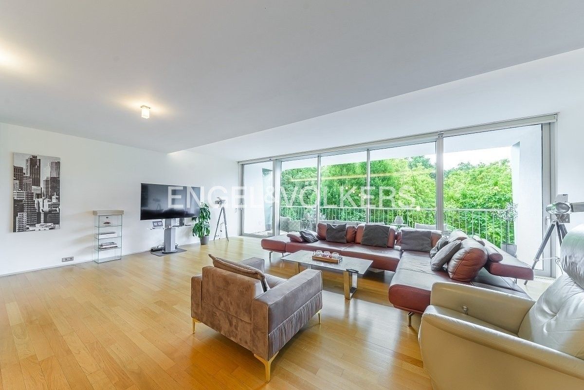 4+kk, Na Hřebenkách 815, Praha Smíchov, 180 m² - 1