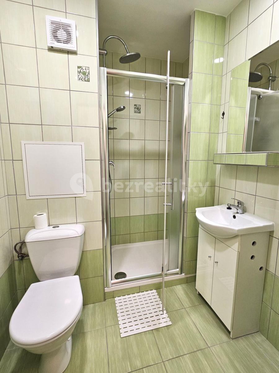 Pronájem byt 2+kk - Krátká, Desná - Desná II, Liberecký kraj, 34 m² - 2