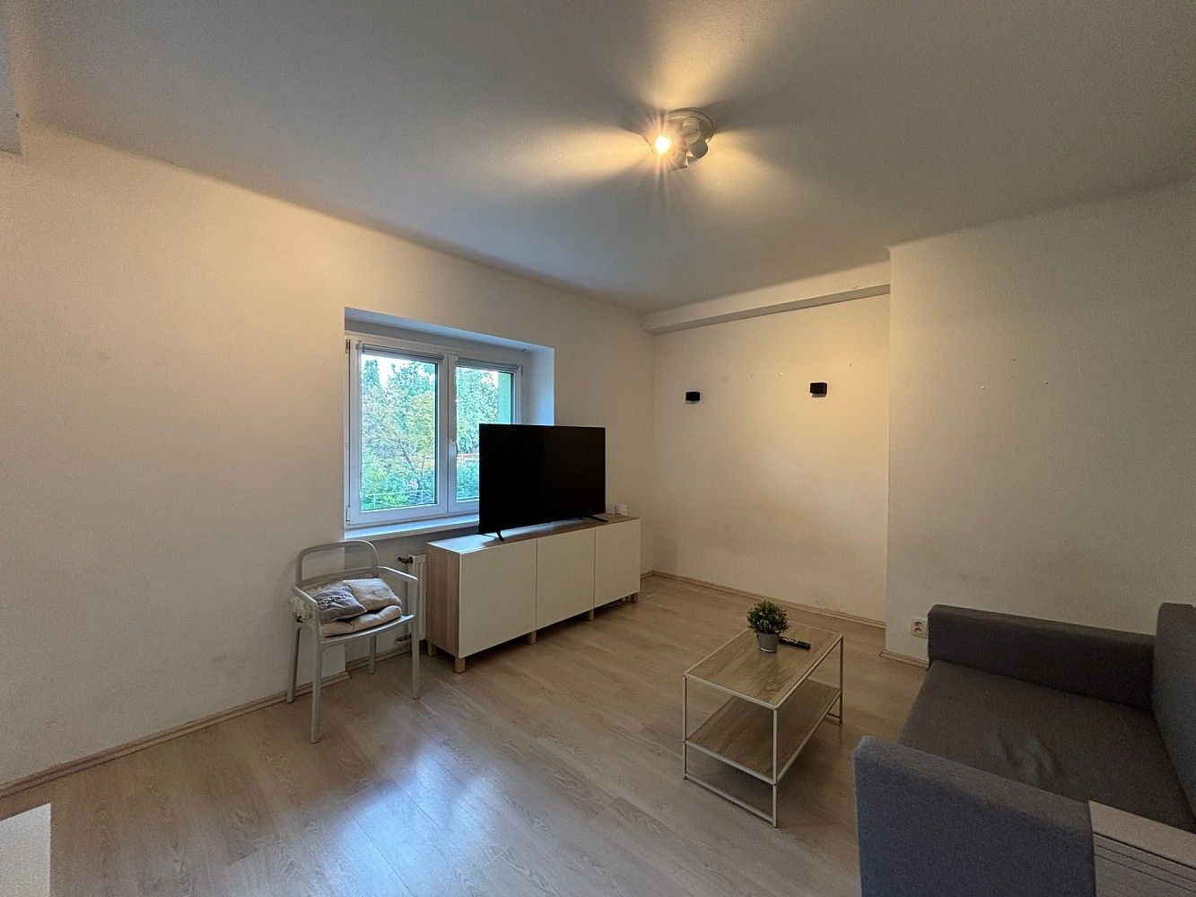 Byt 1+kk · 30 m² · Praha - Kobylisy, okres Praha 8, Hlavní město Praha - 4