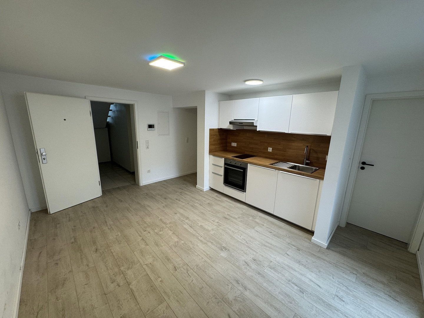 1+1, Ludwigshafen Hemshof Rheinland-Pfalz 67063, 30 m² - 1