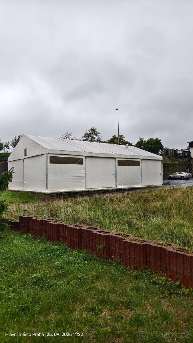 Sklady, Praha, 155 00