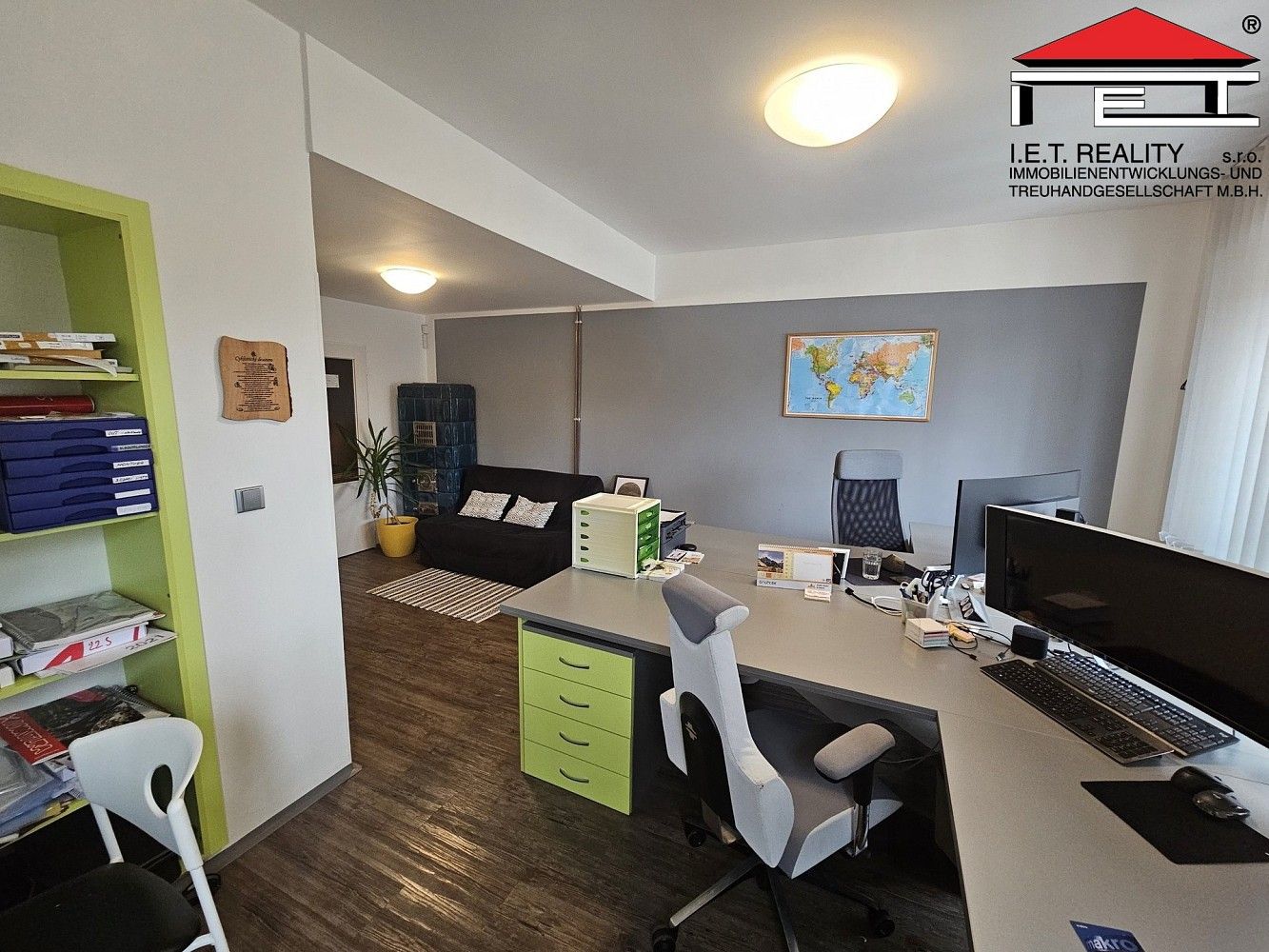 Obchodní prostory, 84 m²