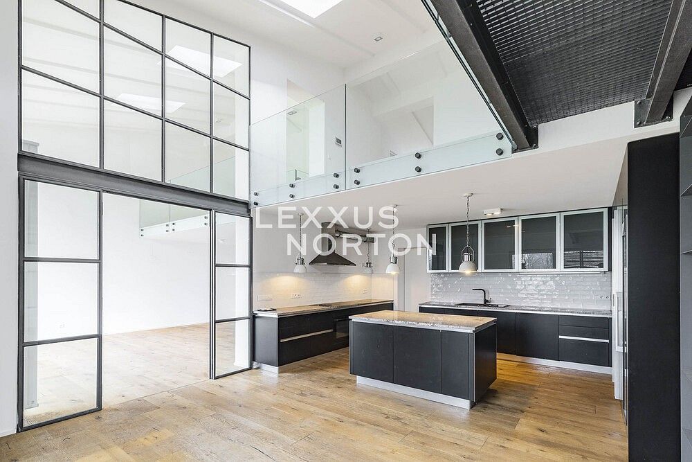 Byt 6+kk a více · 325 m² · Praha - Bubeneč, okres Praha 6, Hlavní město Praha - 4