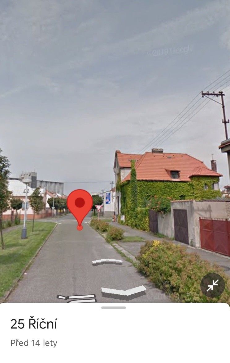 Garáže, Kolín, 280 02