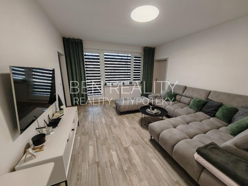 4+1, Podlesí IV  , Zlín, 82 m²