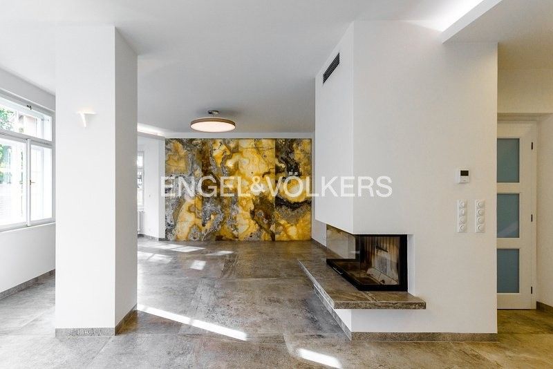 Vily, Na Ořechovce 223, Praha Střešovice, 250 m² - 1