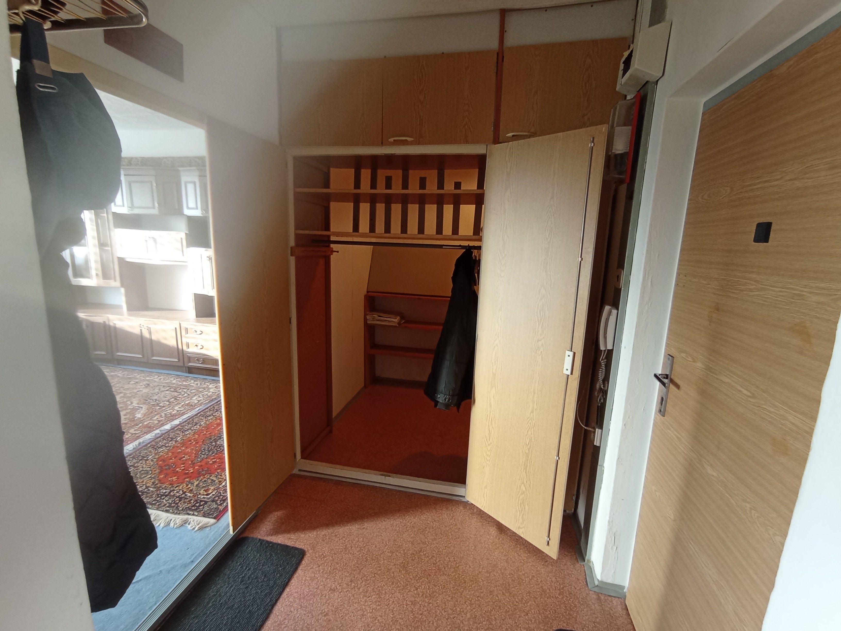 Byt 3+1 · 74 m² · Konečná 910/10, Karlovy Vary - 3