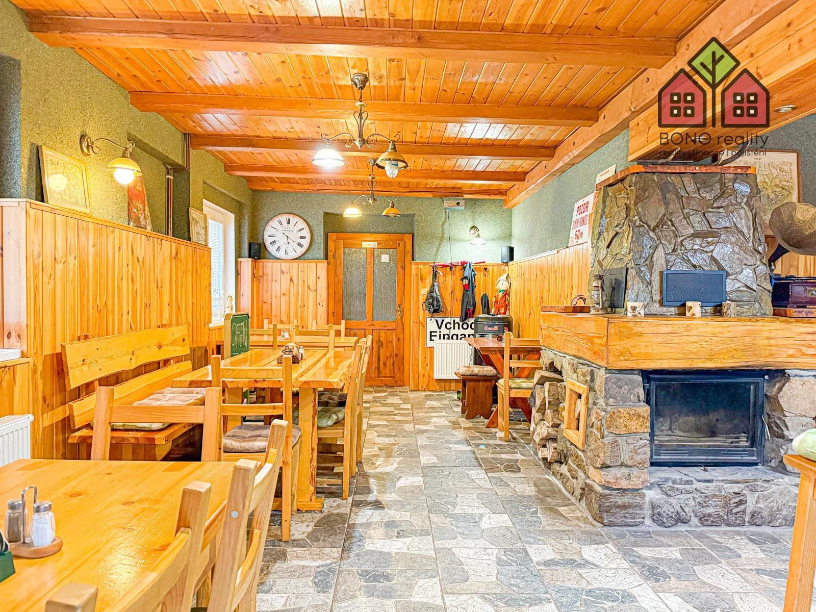 Restaurace, Český Jiřetín, 216 m²