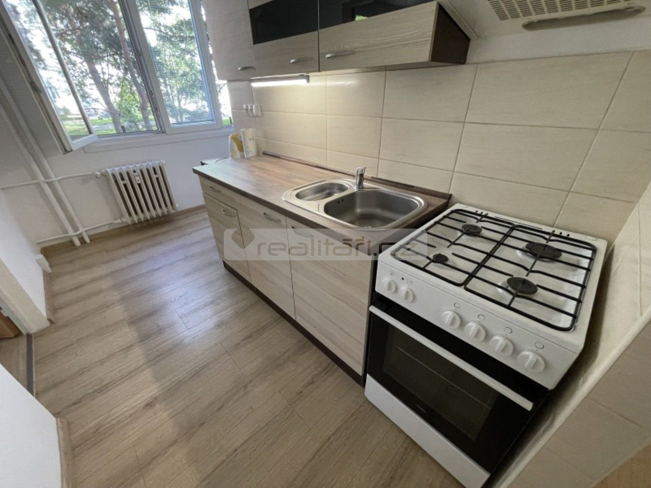 Pronájem byt 2+1 - Pod Vrchem 860, Plzeň Lobzy, 53 m² - 5