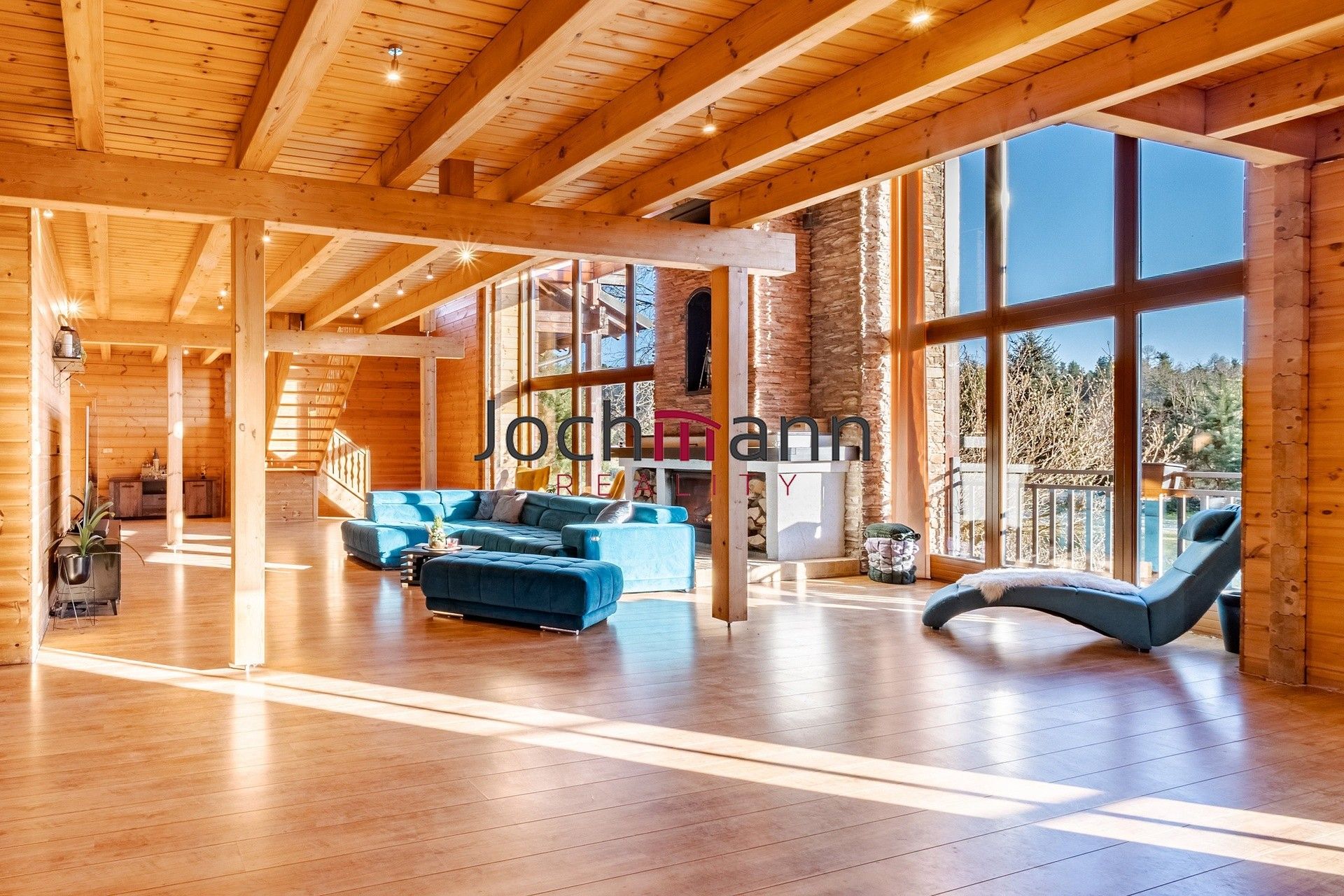 Prodej dům - Rejta, Trhové Sviny, 800 m²