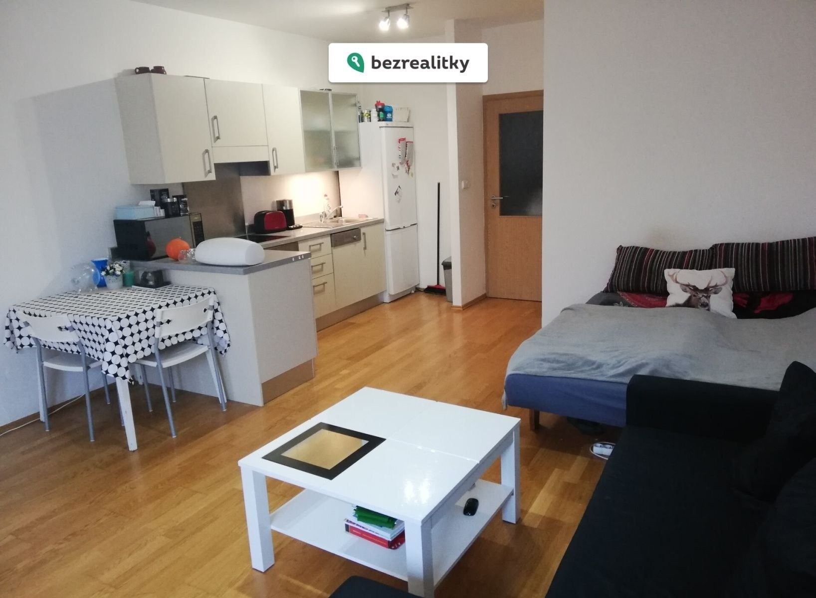 Prodej byt 1+kk - Tupolevova 713, Praha, 35 m²