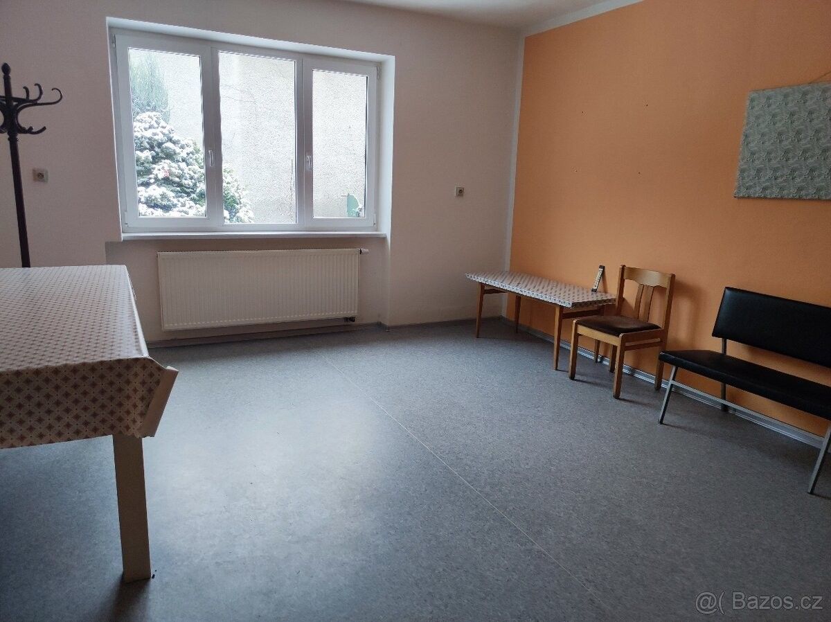 Kanceláře, Klenovice na Hané, 798 23