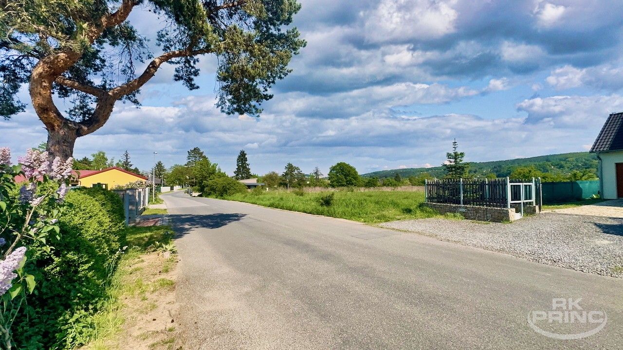 Pozemky pro bydlení, Oddechová, Praha, 743 m²