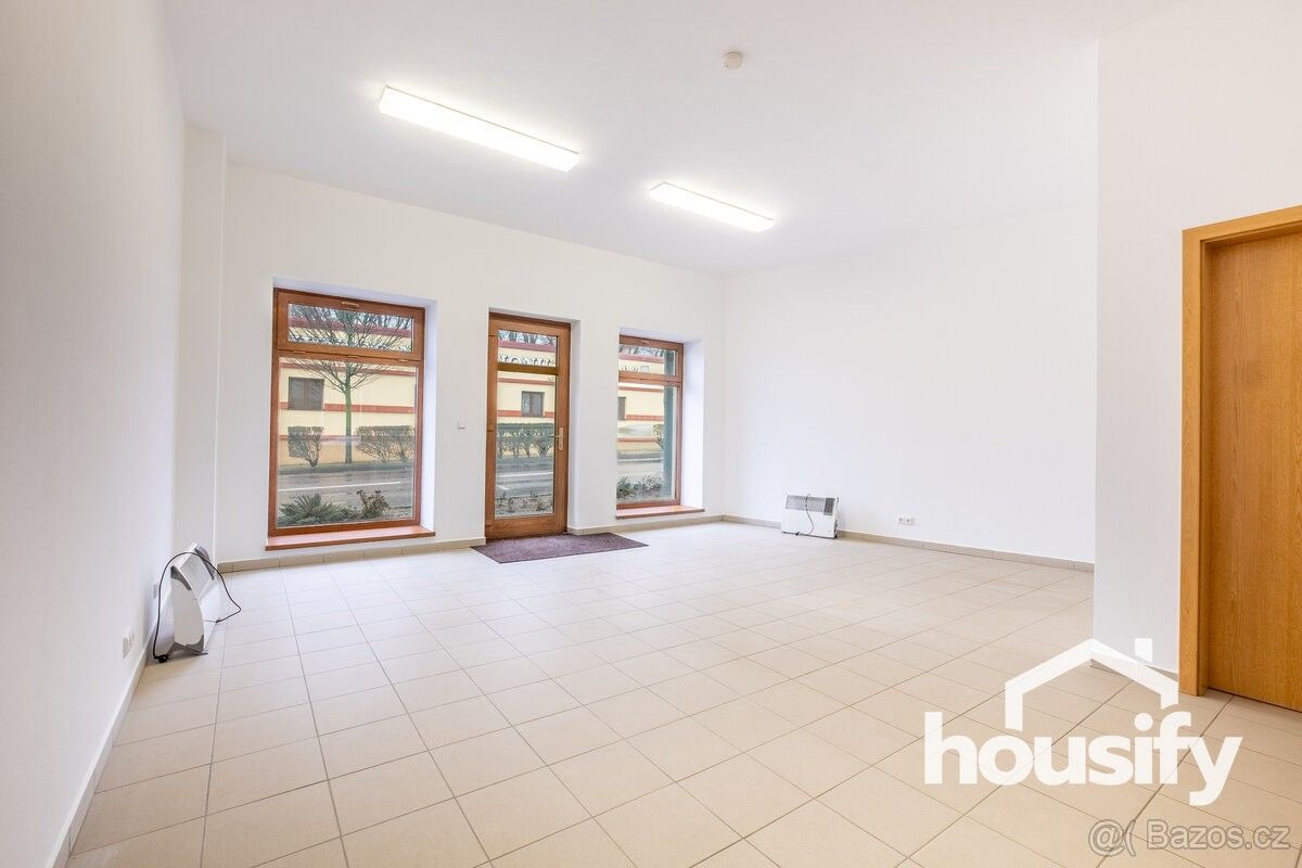 Kanceláře, Znojmo, 669 02