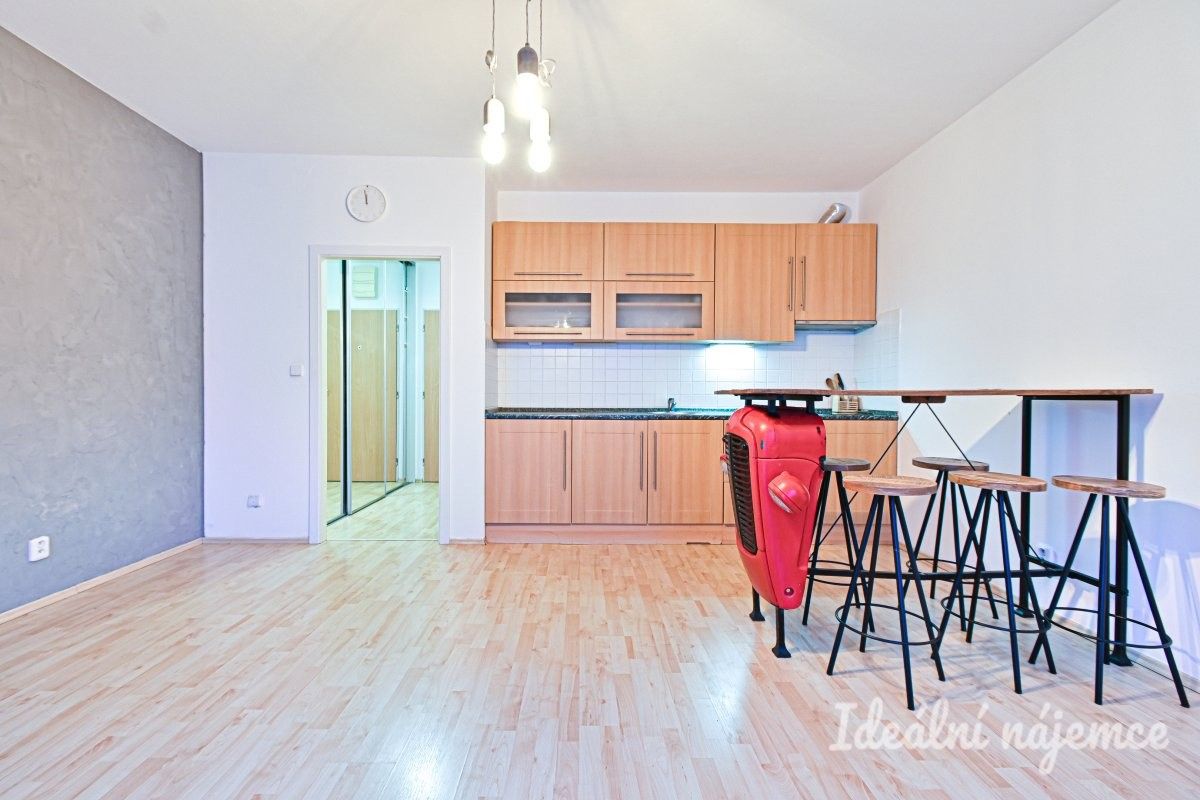 1+kk, Trýbova, Brno, 34 m²