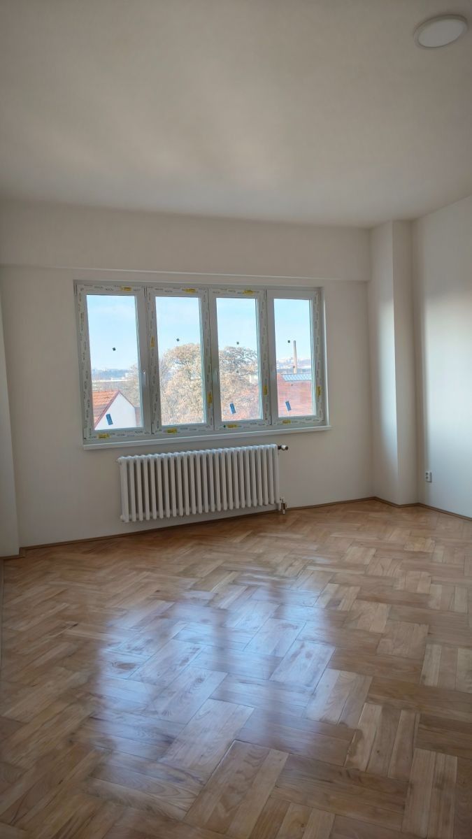 Pronájem byt 1+1 - Na Kopečku, Praha - Libeň, 45 m² - 5