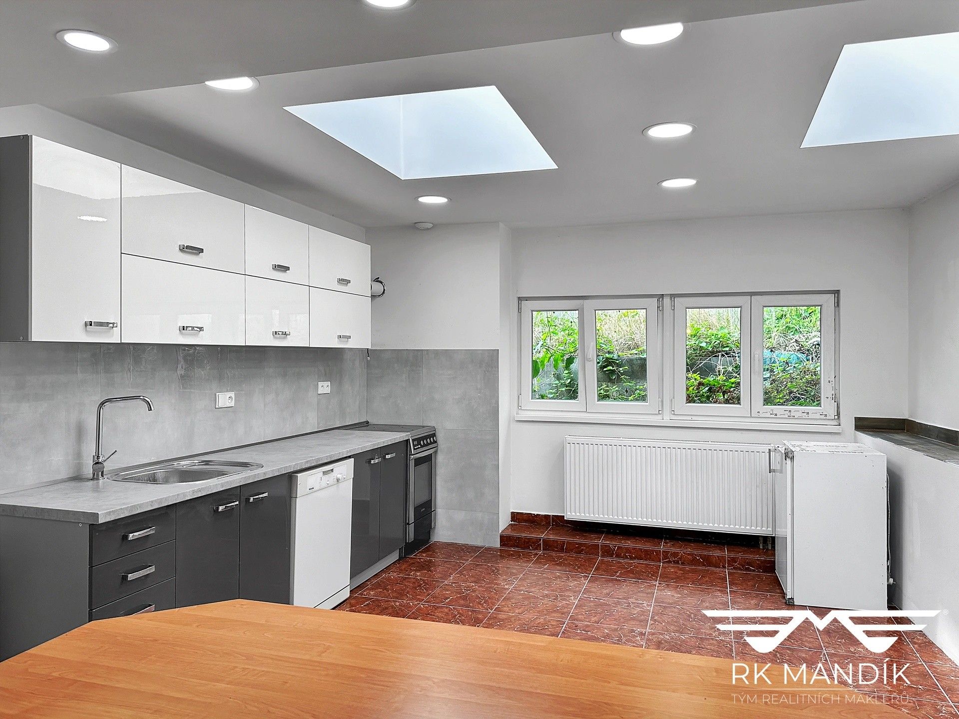 2+kk, Na Vrchách, Libčice nad Vltavou, 70 m² - 1