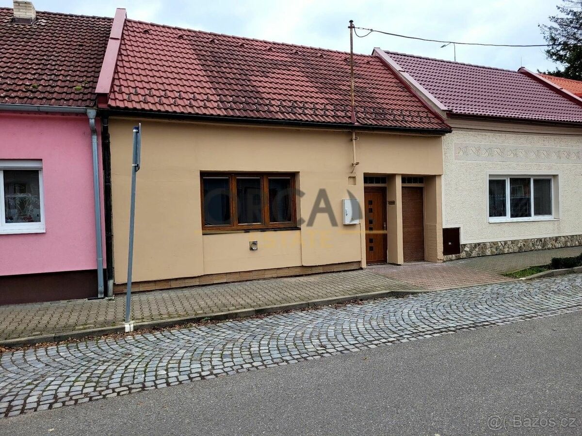 Prodej dům - Kyjov, 697 01, 131 m²