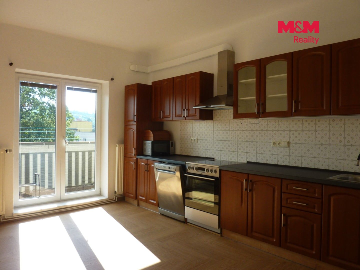 2+1, Husovo náměstí, Náchod, 80 m² - 2