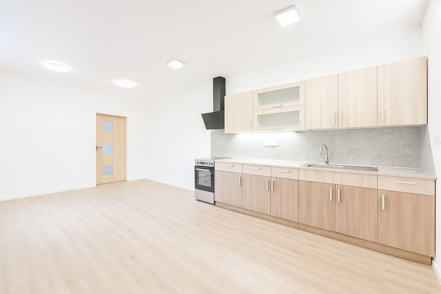 Pronájem byt 2+kk - Všebořická, Ústí nad Labem, 60 m²