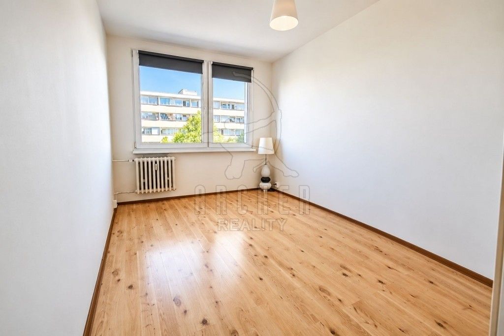 Byt 3+1 · 72 m² · Lovosická 653, Praha Prosek - 4