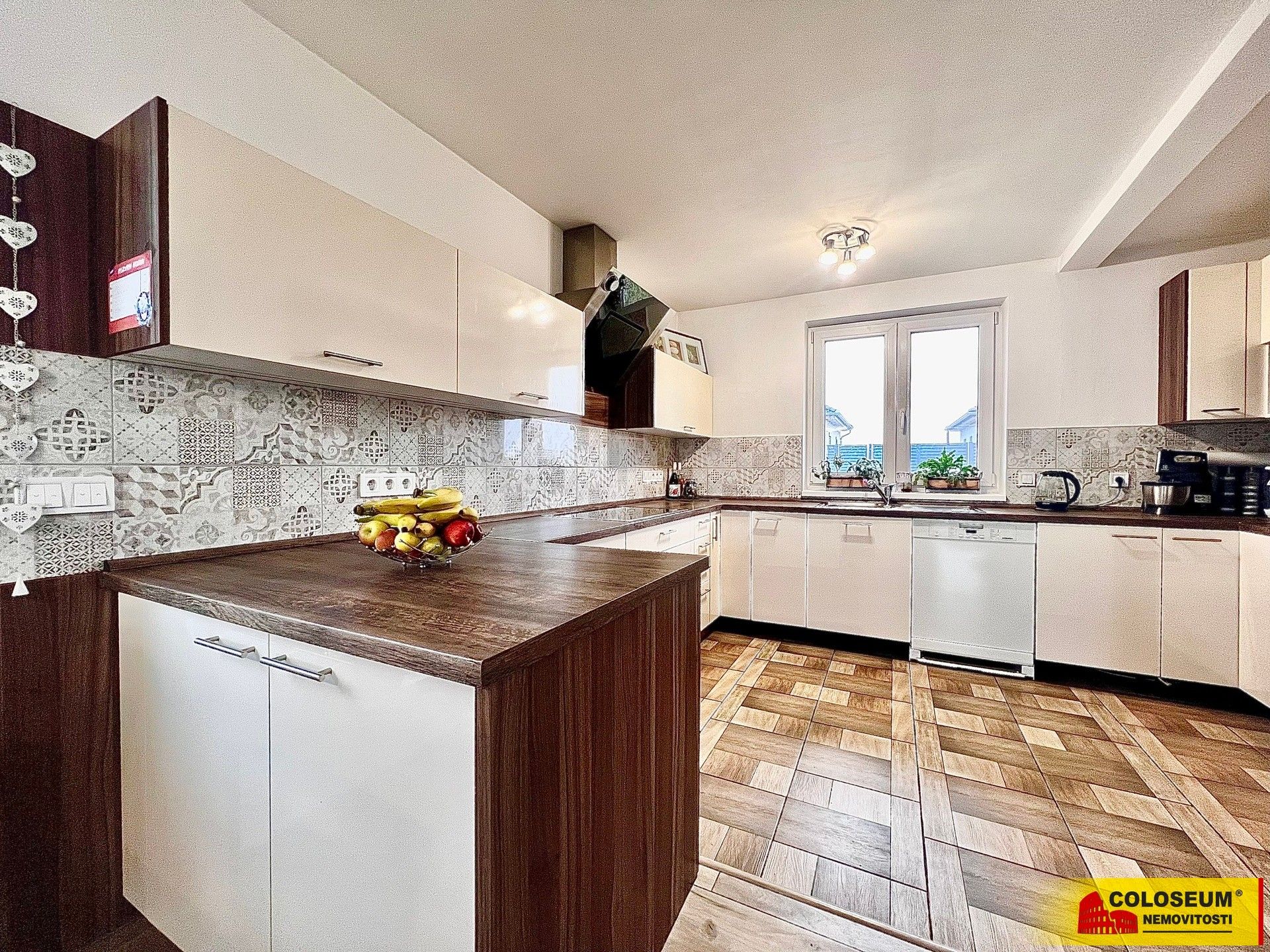 Rodinné domy, Hrušovany nad Jevišovkou, 188 m²