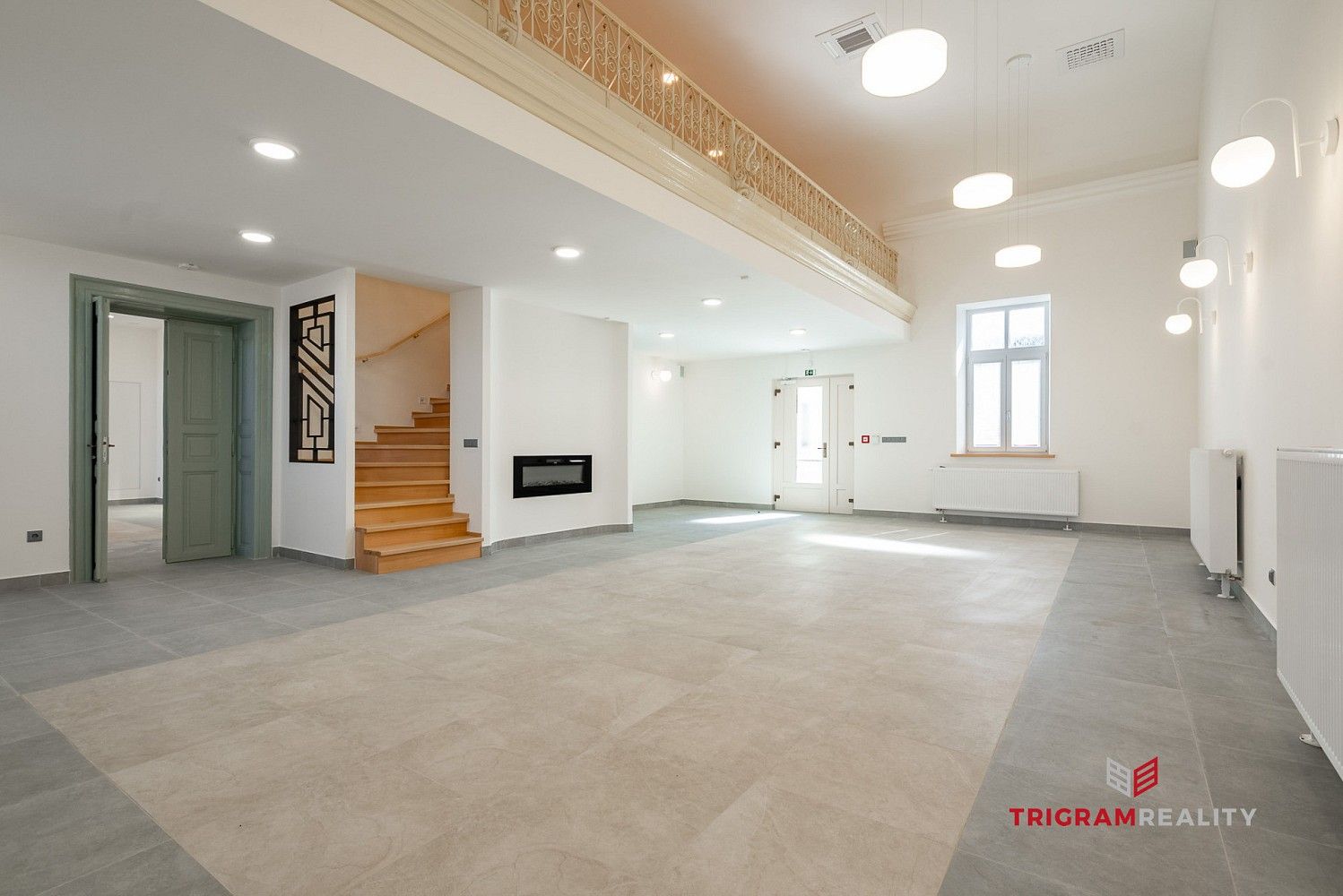 Restaurace, Hradec Králové - Plotiště nad Labem, Královéhradecký kraj, 244 m² - 1