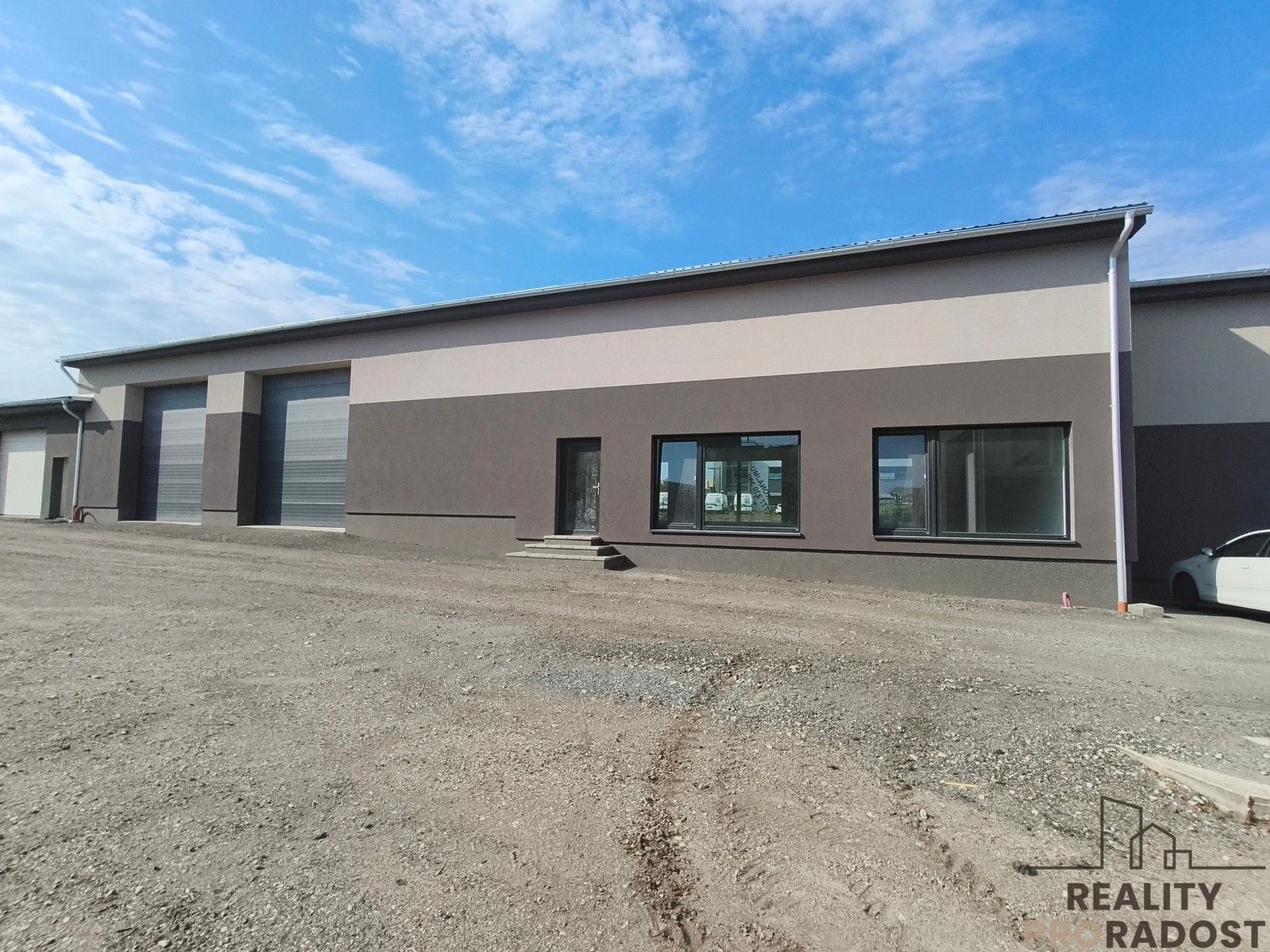Sklady, Karlov, Velké Meziříčí, 400 m²
