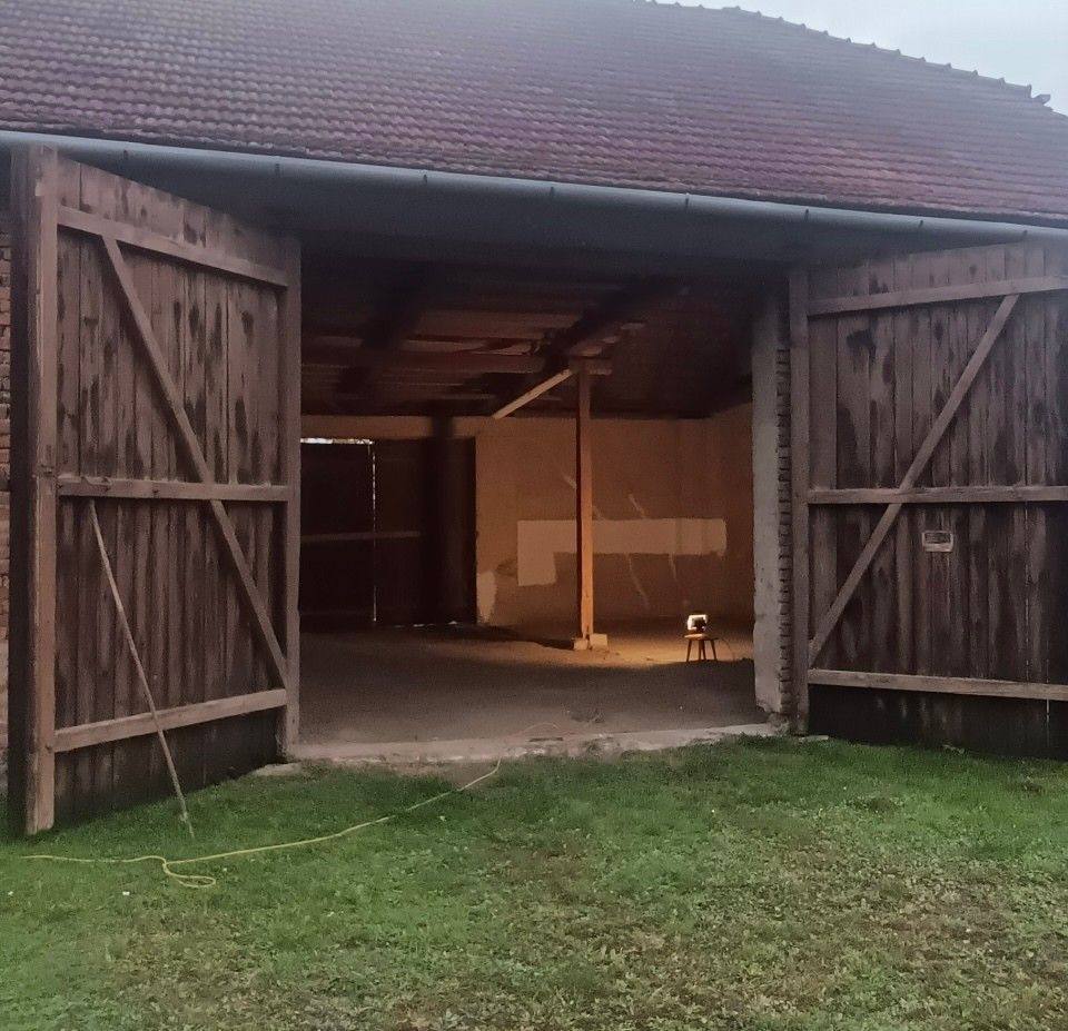 Garáže, Rajhrad, 664 61