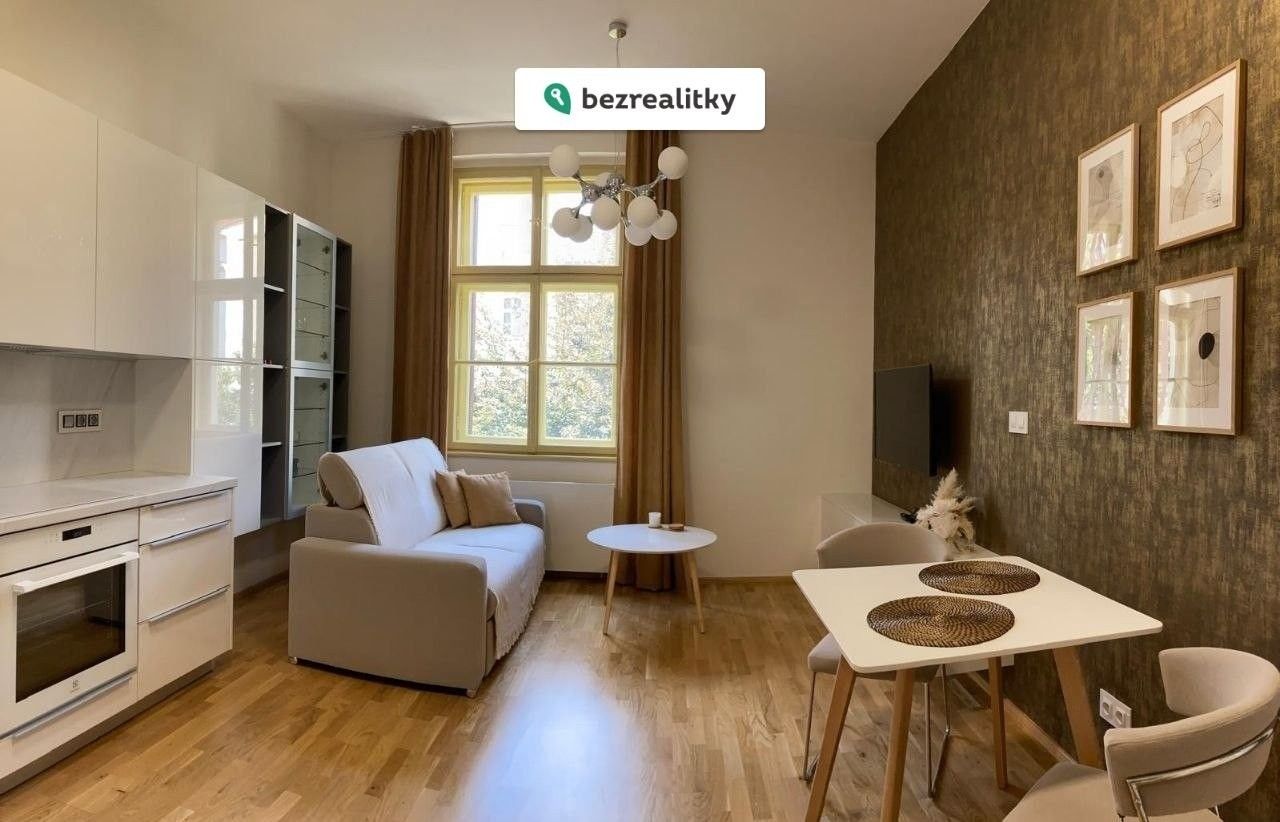 2+kk, Legerova, Praha, 43 m²