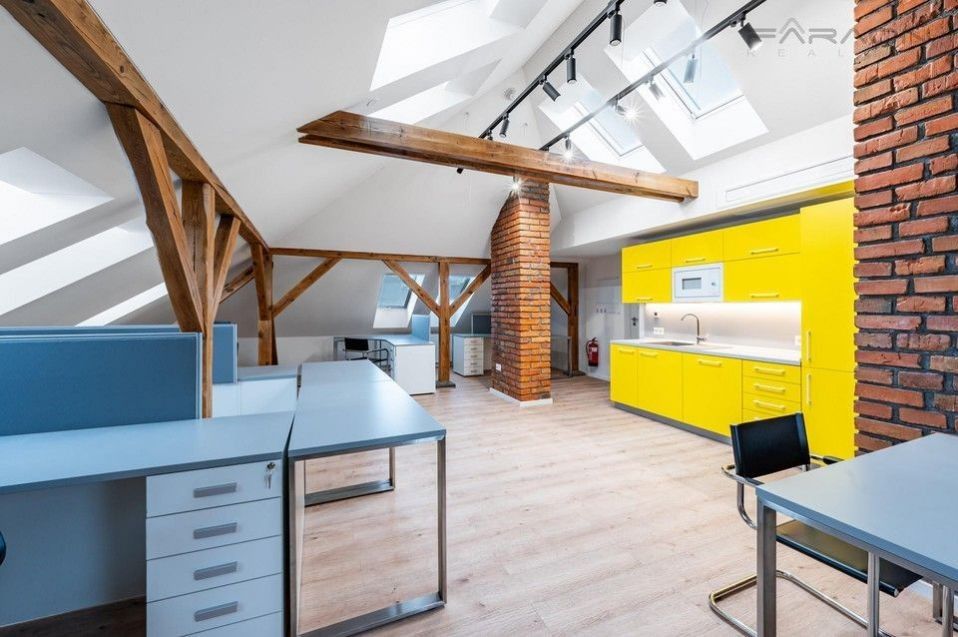 Kanceláře, II, Mladá Boleslav, 450 m²