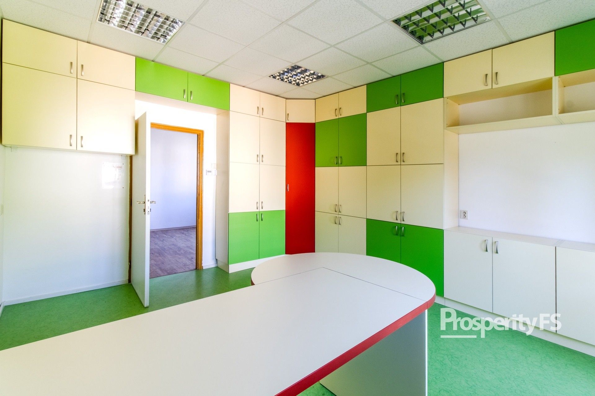 Obchodní prostory, Pionýrů , Ústí nad Labem Střekov, 70 m² - 2