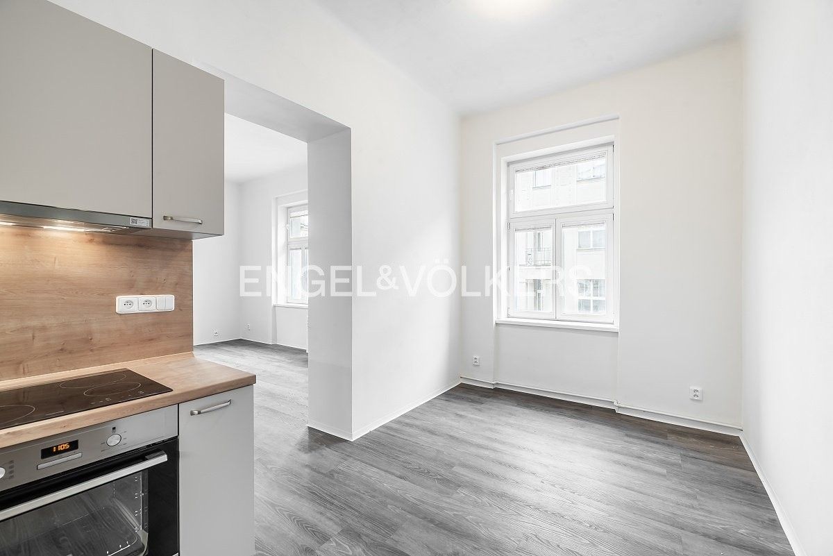 2+1, Podskalská 1909, Praha, 63 m²